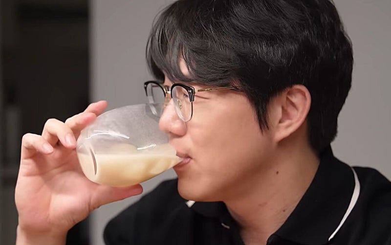 대박 난 ‘<b>성시경 막걸리</b>’ 식약처 처분… 한 달간 못 만든다, 무슨 일?
