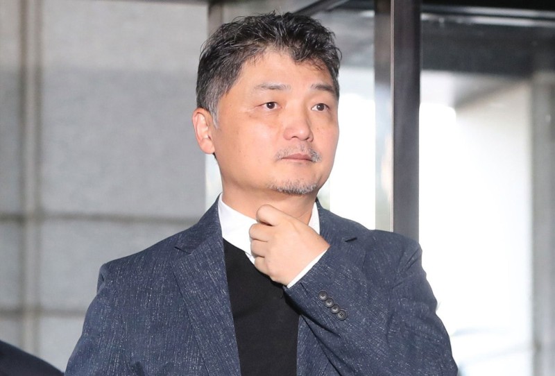 檢, ‘SM <b>시세조종</b>’ 혐의 <b>카카오</b> <b>김범수</b> 소환조사