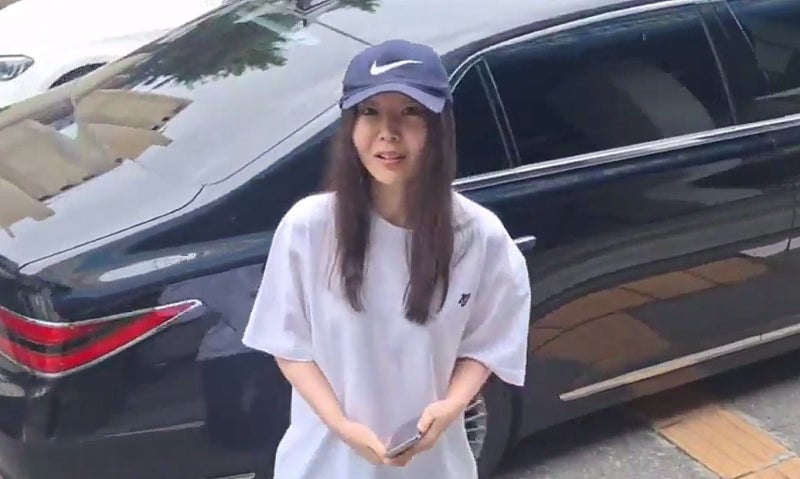 <b>민희진</b>, <b>경찰</b>조사 첫 <b>출석</b> “업무상 배임 말도 안 돼”