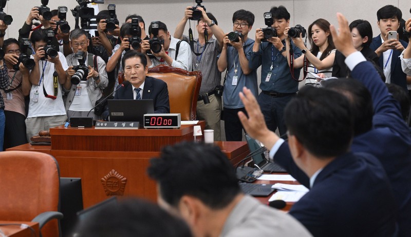 野, <b>법사위</b> ‘尹<b>탄핵</b> 청문회’에 김건희 여사 모녀 <b>증인</b> 채택