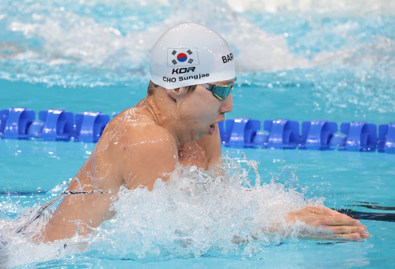 '예선 전체 1위' <b>조성재</b>, 한국 수영 최초 올림픽 평영 <b>준결승</b> 진출