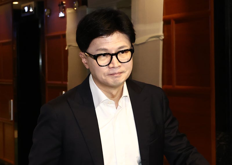 <b>한동훈</b> “<b>김경수 복권</b>, 공감 어려운 분 많을 것…더 언급 않겠다”