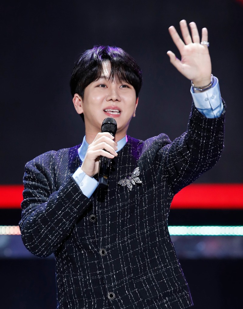 “아들 <b>앞길</b> 막는 전남편” 어머니의 폭로, 가수 <b>김수찬</b> 이야기였다