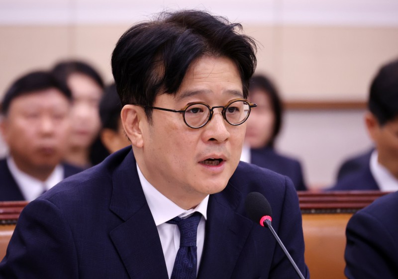 <b>중앙지검장</b> “<b>김여사</b> 무혐의, 법리 따라 처리... 용산과 소통한 적 없다...