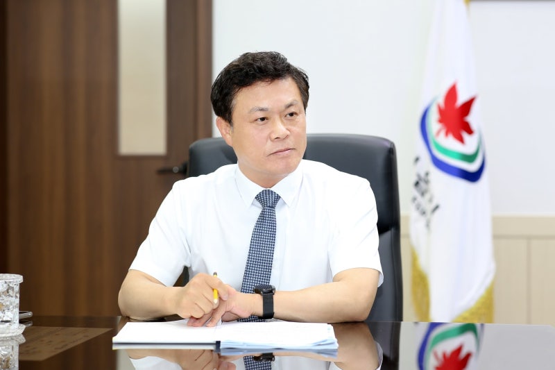 ‘선거법 위반’ <b>이학수 정읍시장</b>, 당선무효 면했다…대법서 파기 환송