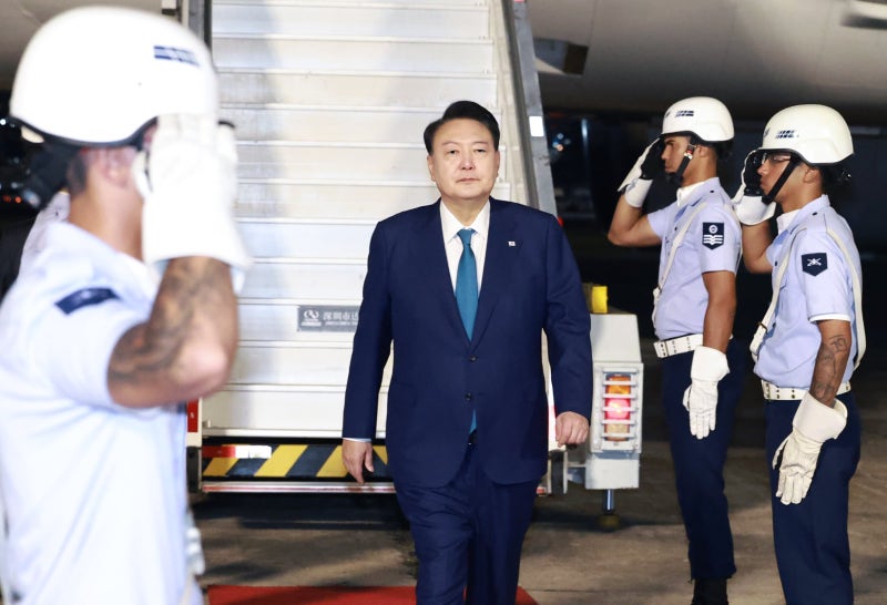 尹 <b>대통령</b>, <b>브라질</b> 리우데자네이루 <b>도착</b>...G20 정상회의 참석