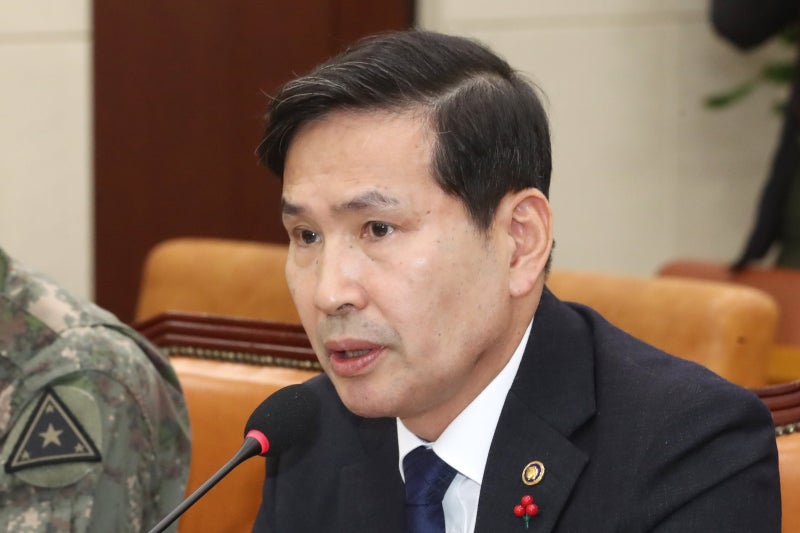 <b>국방부</b> “<b>2차 계엄</b> 요구시 절대 수용 안 할것”