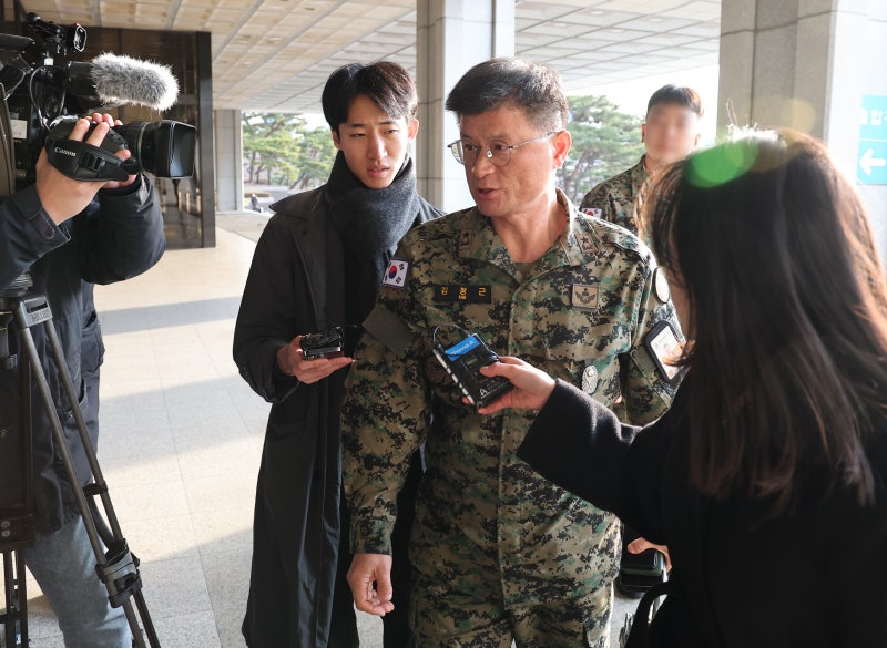 <b>검찰</b>, ‘비상계엄 당시 병력 투입’ <b>김정근</b> 3공수여단장 소환