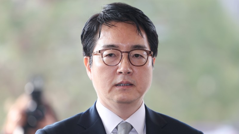<b>검찰총장</b> “<b>尹석방</b>, <b>적법</b>절차 따라 소신껏 결정... 탄핵 사유 안돼”