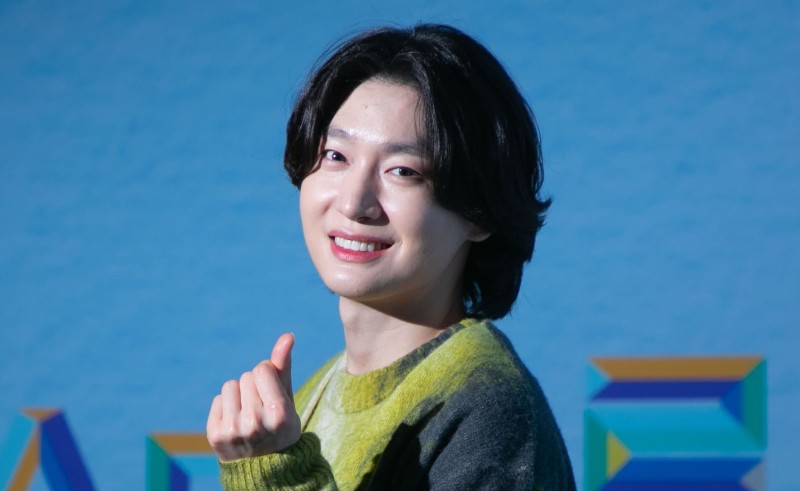 <b>미스터트롯3</b> 眞에 김용빈... “20여년 노래했지만 첫 1위” 눈물