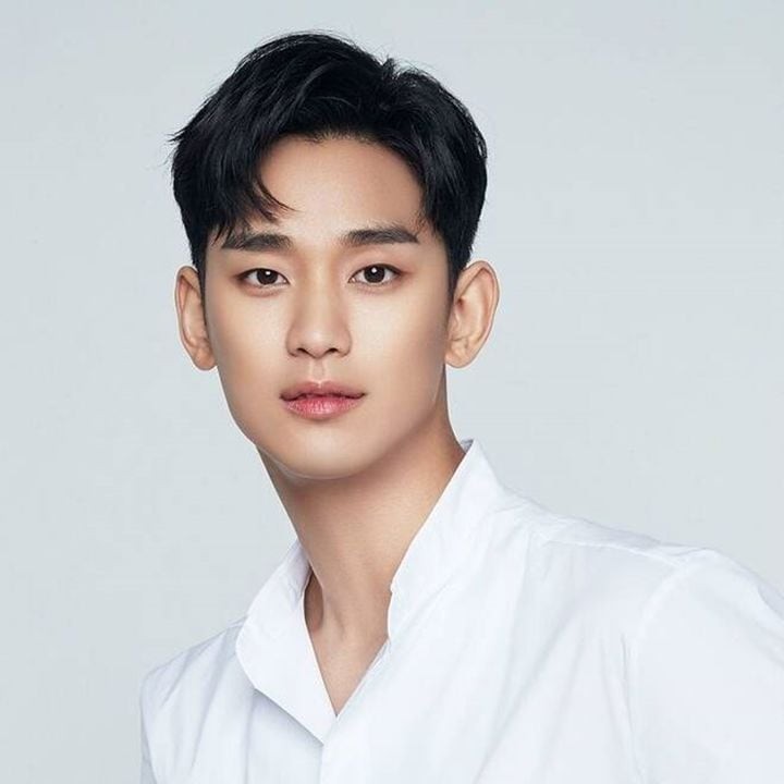 <b>김수현</b> 측 “<b>김새론</b>母 뵙고 설명드리고파... 공개 시시비비 부적절"