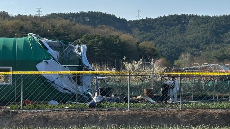 대구 <b>산불 진화</b> 중 <b>헬기 추락</b>...70대 조종사 1명 사망