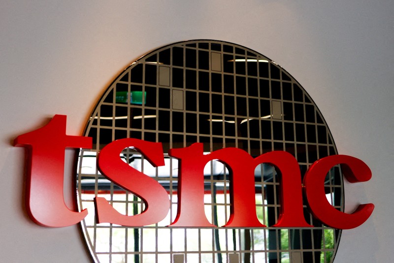 TSMC, 화웨이에 몰래 반도체 공급... 10억 달러 벌금 직면