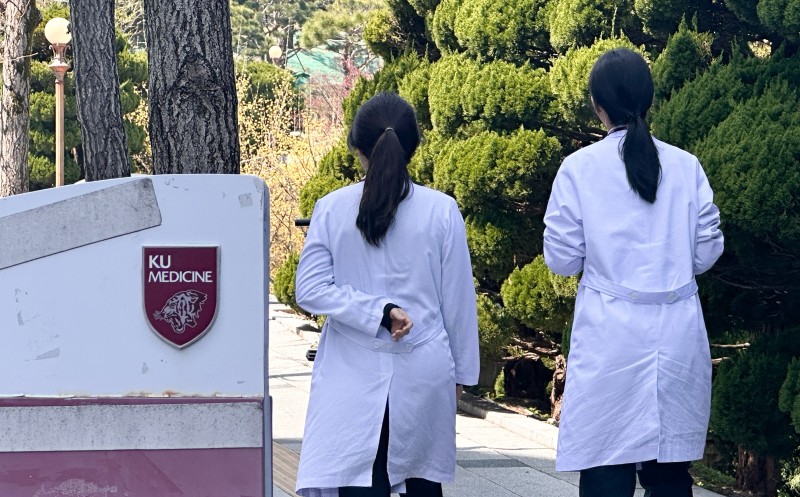 연세·아주·전남대… 의대 본과 4학년들 내주 대량 유급될 듯