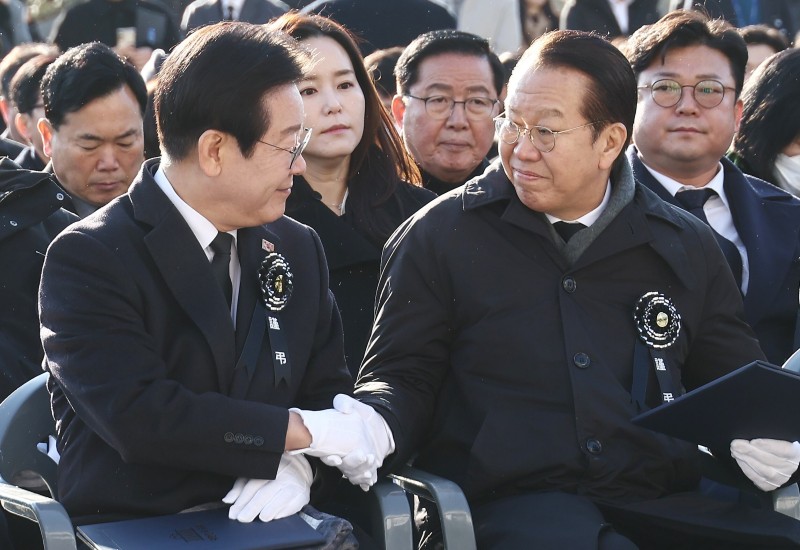 [사설] 군 복무 단축 이어 ‘주 4일제’ 포퓰리즘 경쟁 시작