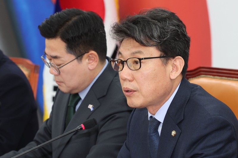 [사설] 관세 협상 첫 대상 된 한국, 민주당도 원 팀 돼야
