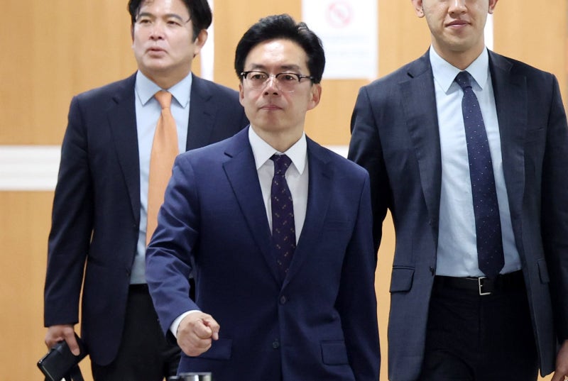 “국회 가면 누굴 체포하겠나”... <b>계엄</b> 당일 <b>경찰</b> 간부들 <b>통화</b>