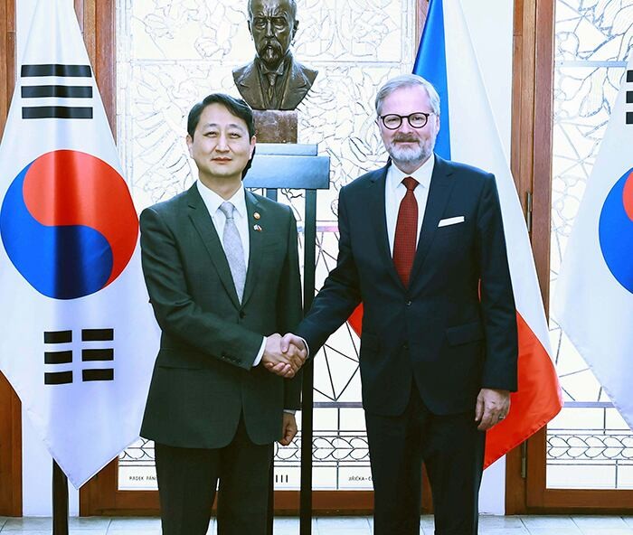 체코 총리 “원전 계약 막아선 프랑스社의 소송 기각될 것”