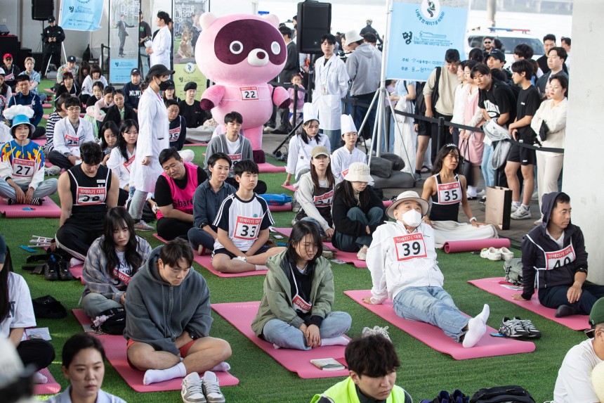 2024년 한강 멍때리기 대회./뉴스1