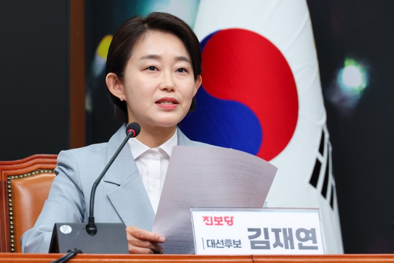 [사설] 이 후보, 뭐가 더 필요해 ‘통진당’까지 손잡나