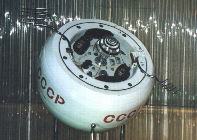 지구로 추락하고 있는 구소련의 금성 탐사선 '코스모스 482 착륙선'/NASA