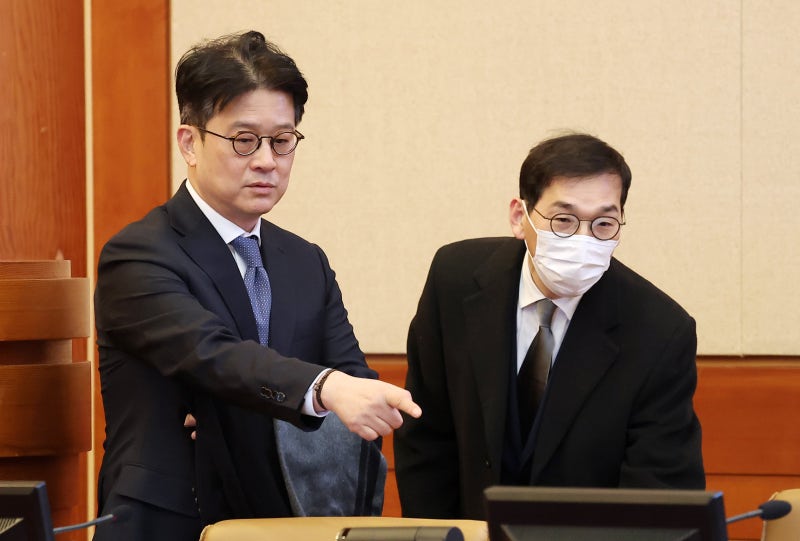 ‘<b>사의</b> 표명’ <b>중앙지검장</b>, 새 정부서 사표 수리 여부 결정될 듯