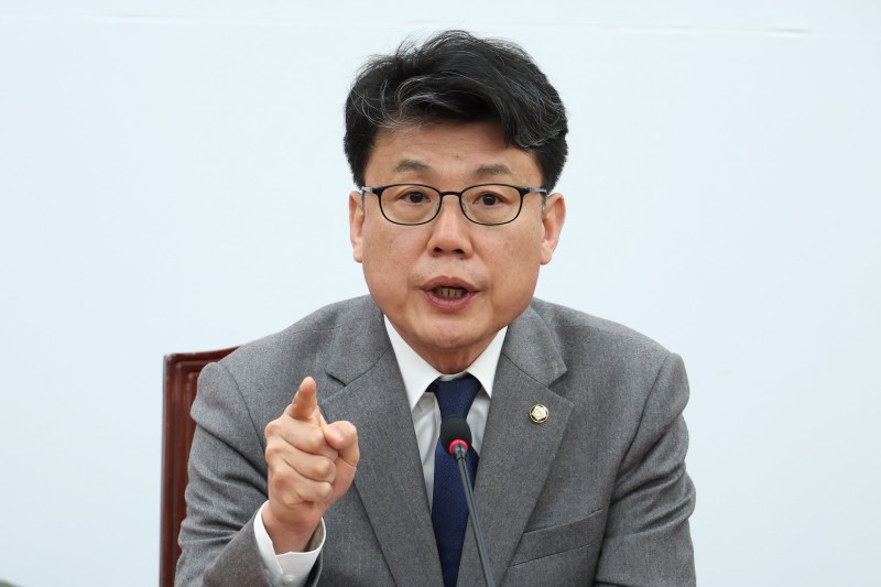 추경 ’21조+α' 예고… 25만원 지원금도 고려
