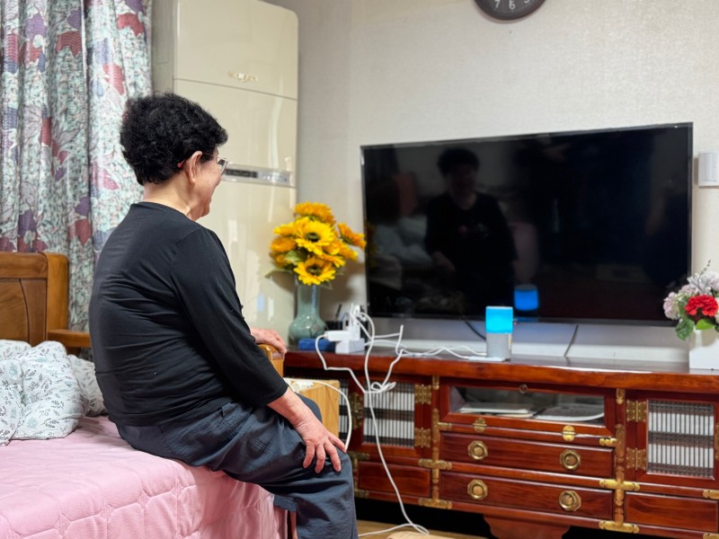 어르신에게 날씨 알려주는 ‘AI 스피커’ 설치했더니… 폭염 질환자 0명