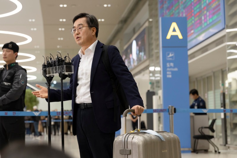 “경기도 국제공항 계획 취소해야” 도의원들 조례안 발의