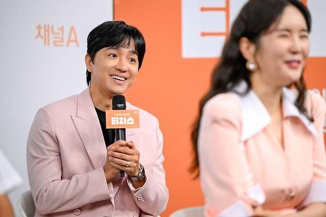 ‘<b>문항거래 의혹</b>’ <b>조정식</b>, 티처스2 인터뷰 불참… “취지 변질될 우려...