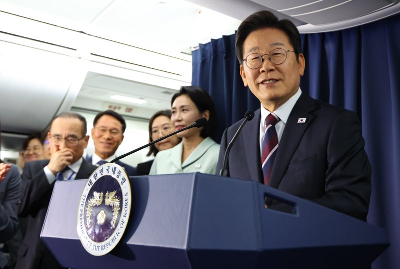 G7 한미정상회담 무산... 대통령실 “<b>트럼프 귀국</b>, 美가 양해 구해”