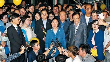 한명숙 땐 사기 전과자 증언을 근거로… 이번엔 조폭 출신 말 듣고 의혹 제기