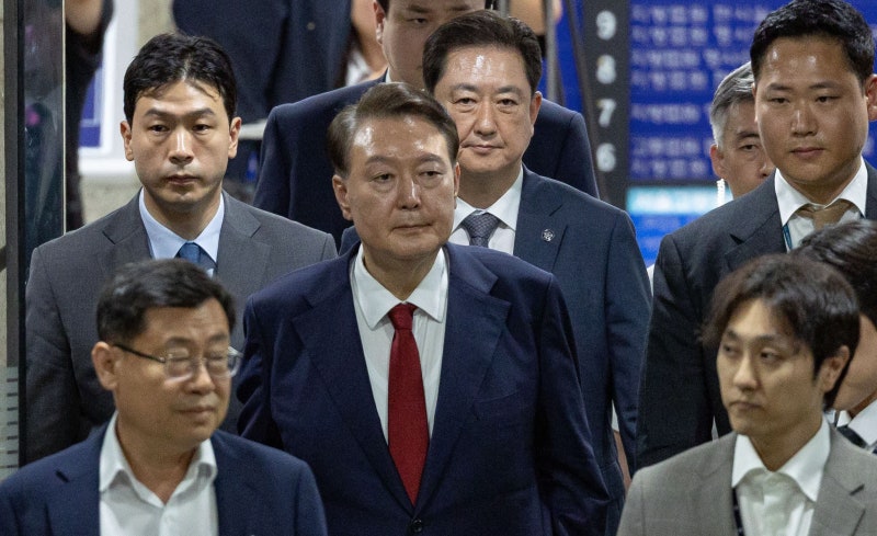 해병 <b>특검</b>, ‘VIP 격노설 관련’ 尹 전 대통령 자택 <b>압수수색</b>