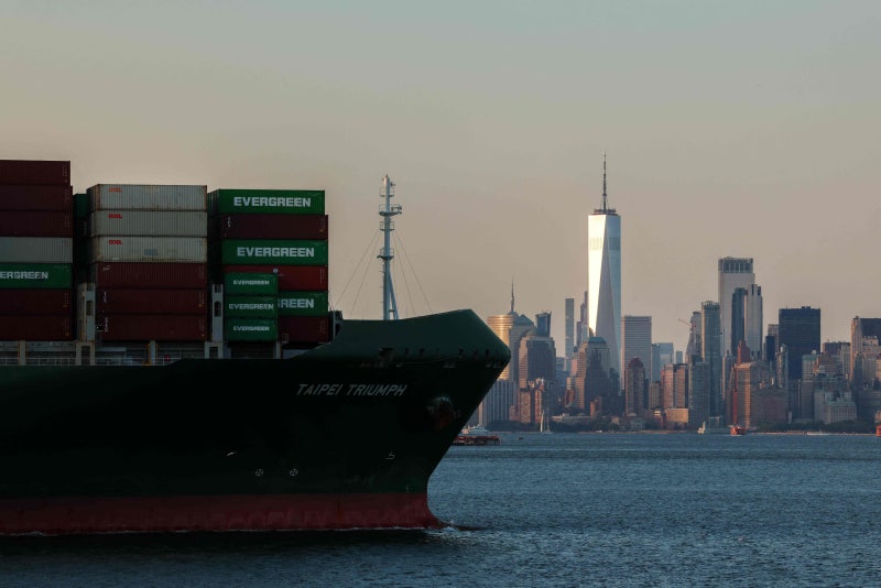 美 <b>2분기 경제성장률</b> 3.0%… 전망치 웃돌아