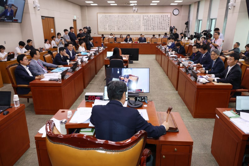 [사설] 관세 협상 도운 기업들에 ‘반기업法’으로 갚은 민주당