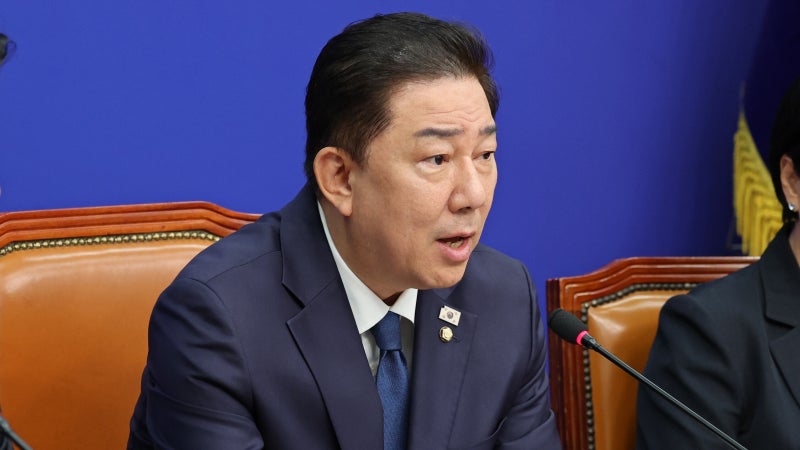 코스피 급락에 與 “주식 양도세 완화 검토”