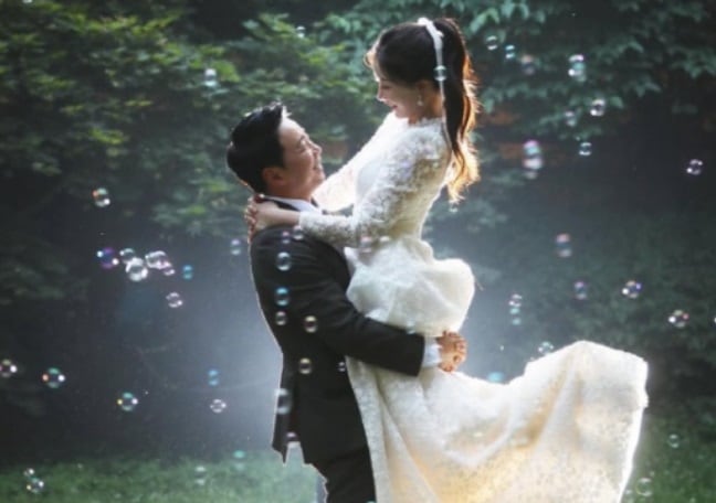 박상준, 김하영의 웨딩화보. /스포츠조선