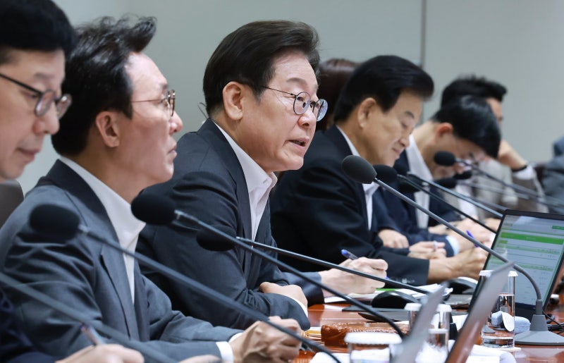 <b>정청래</b> <b>민주당</b>, 이번주 反기업법 강행