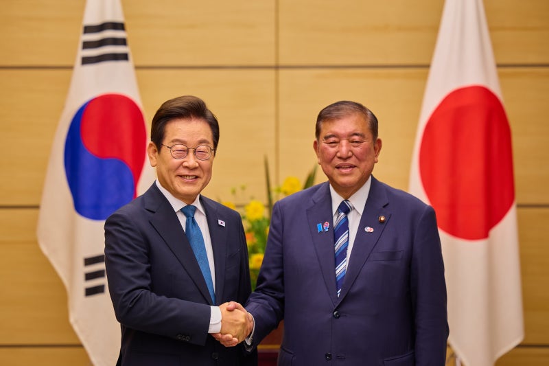 [사설] 지지층 정서보다 국익 앞세운 한일 관계, 앞으로도 지속되길