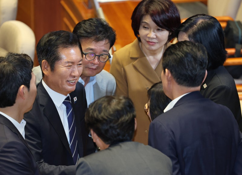 ‘反기업법 3탄’은 자사주 소각 의무화... 재계 “방어선 붕괴”