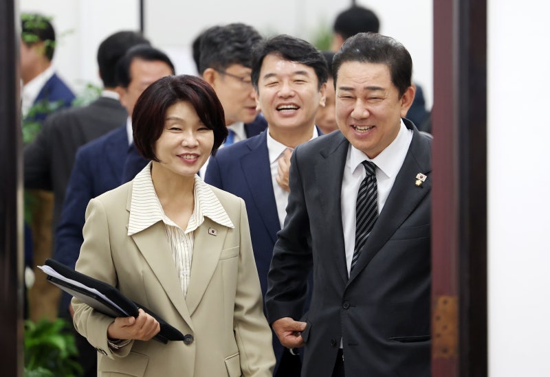 당정, 내년엔 돈 더 푼다… ‘확장 재정’ 공식화