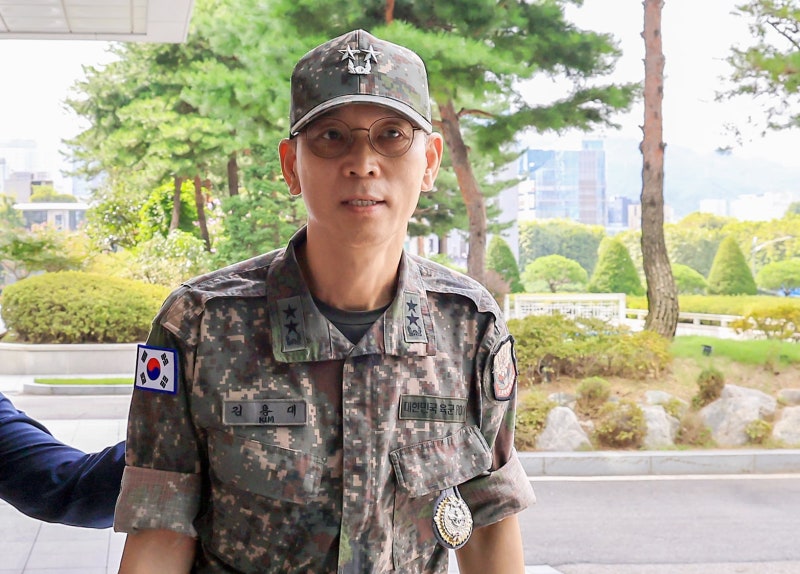 특검 “변호인 들어오지 말라”… 헌법상 방어권 무시 논란