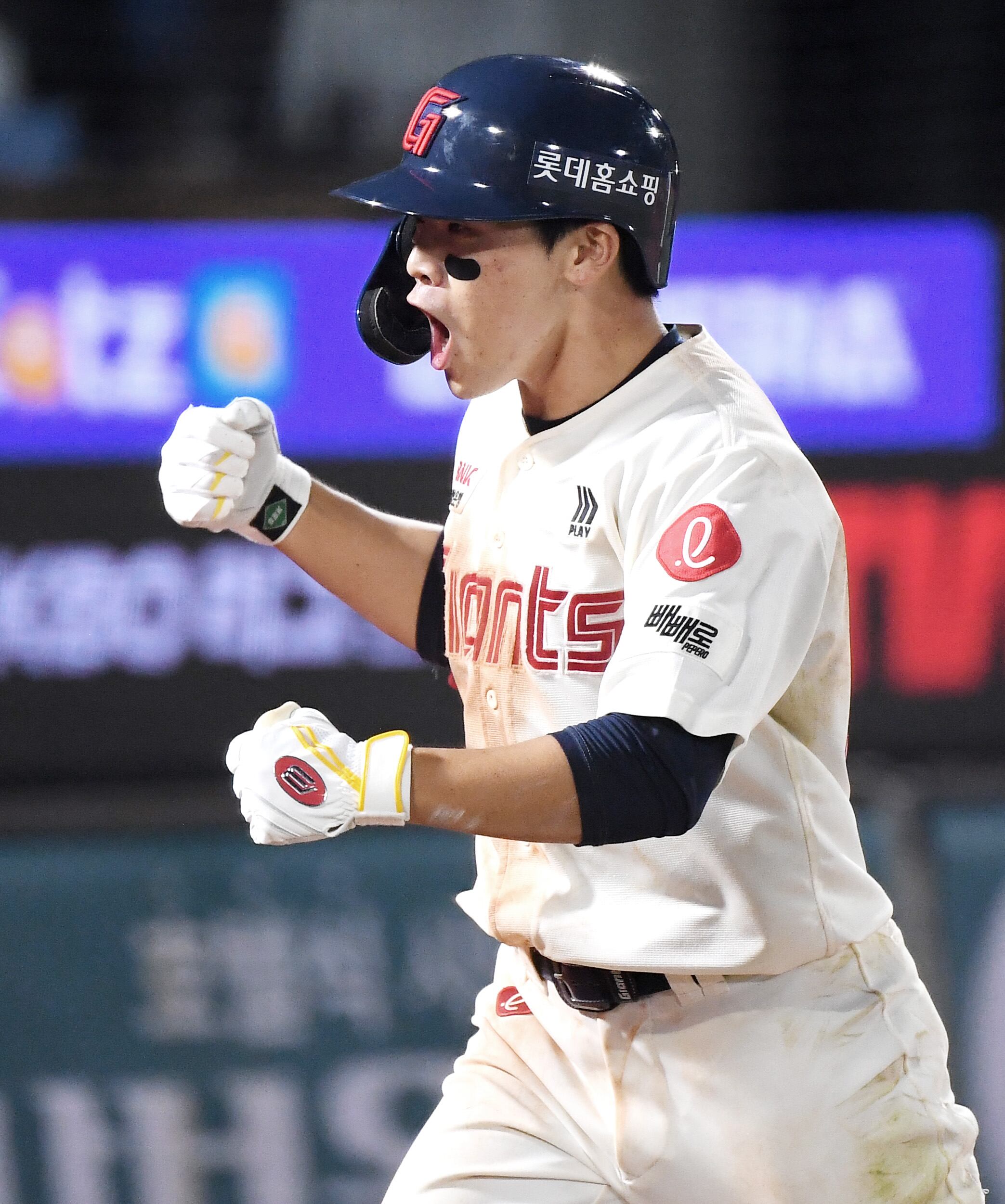 야구장 알바서 롯데 타선 핵으로… 지금 가장 핫한 남자