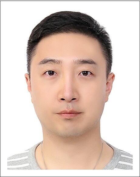 [기고] 유학파 수학 천재가 미용 병원 원장이 된 까닭은