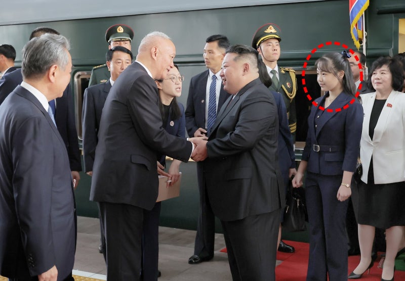12세에 외교무대 데뷔… “내년 1월 당대회서 후계자 확정 가능성”