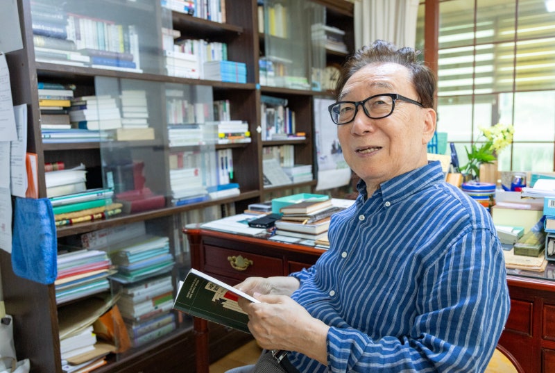 “만해는 詩로 세속 초월의 가능성 보여준 인물”