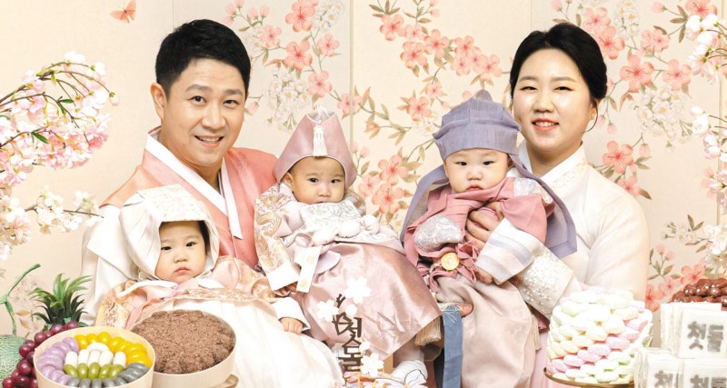 숱한 아픔 딛고 만난 세 아이… 돌잔치 땐 명주실 잡기 바랐죠