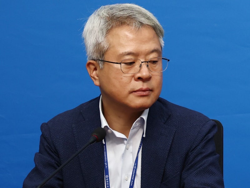 ‘조국당 <b>성비위 의혹</b>’ <b>김보협</b> “노래방·택시 성추행한 적 없다”