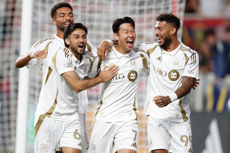 <b>손흥민</b>, 제대로 터졌다... <b>MLS</b> 진출 후 첫 <b>해트트릭</b> 폭발
