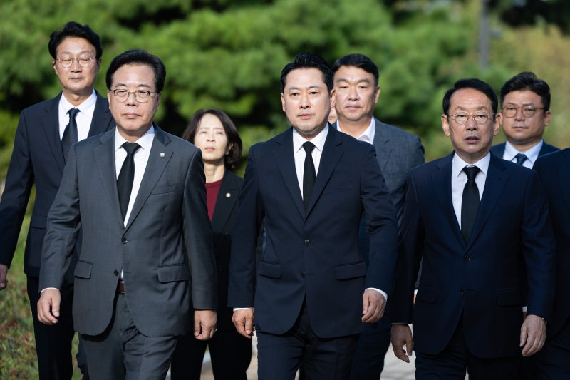 장동혁, <b>전산망 마비</b>에 “민생에 심각한 구멍”
